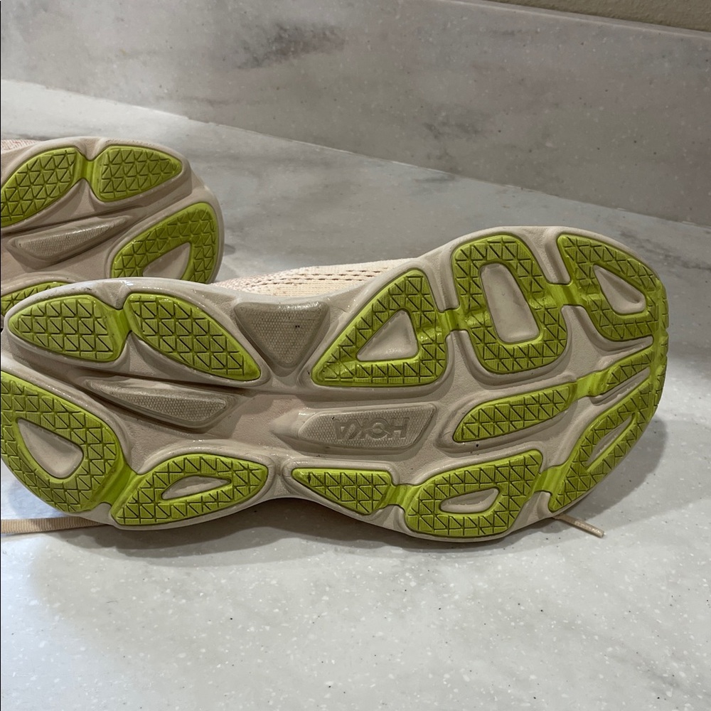Hoka Bondi 8 Women's Beige and Peach Athletic Shoes - Picture 7 of 8